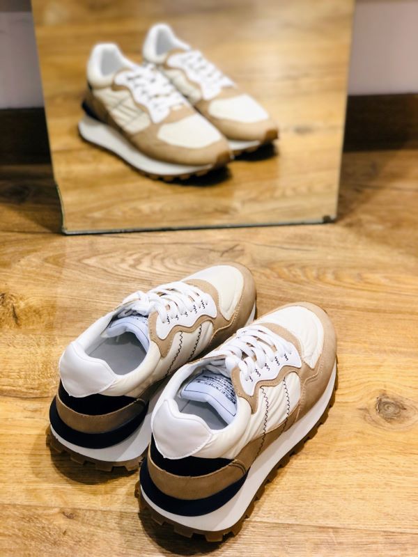 Baskets C50 beige