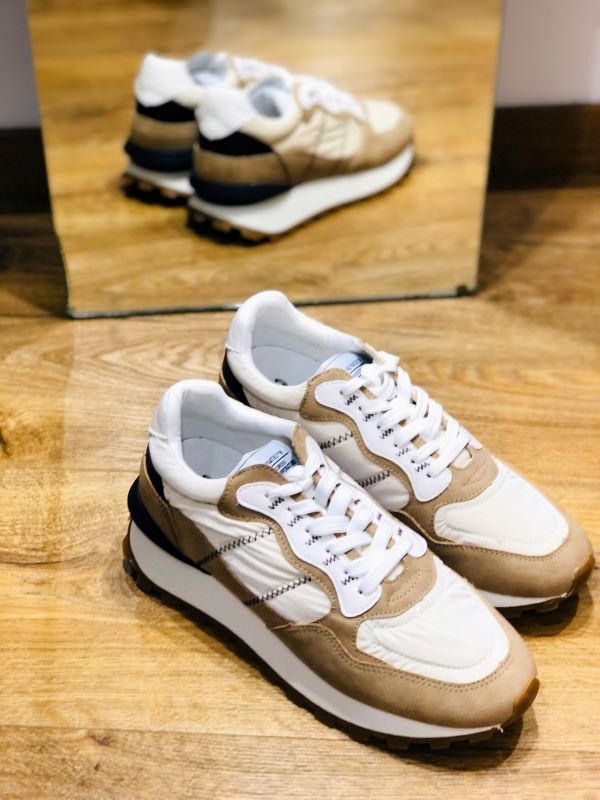 chaussures marque corina