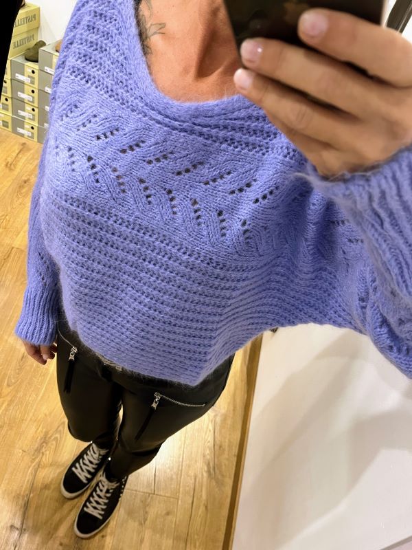 Pull CARESSE bleu lilas