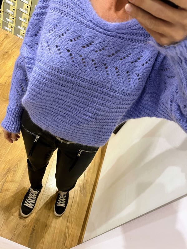 Pull CARESSE bleu lilas